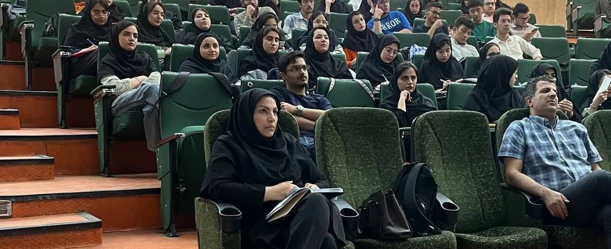 سومین روز از مدرسه بهاره پژوهش در آموزش: گامی نو در مسیر تحقیقات پژوهش در آموزش پزشکی با محوریت روش‌های پژوهشی و هوش مصنوعی